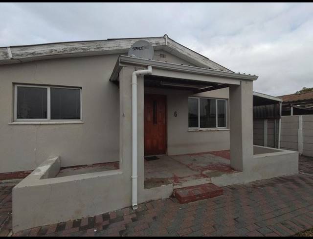 3 BEDROOM HOUSE FOR SALE IN SCOTTSVILLE